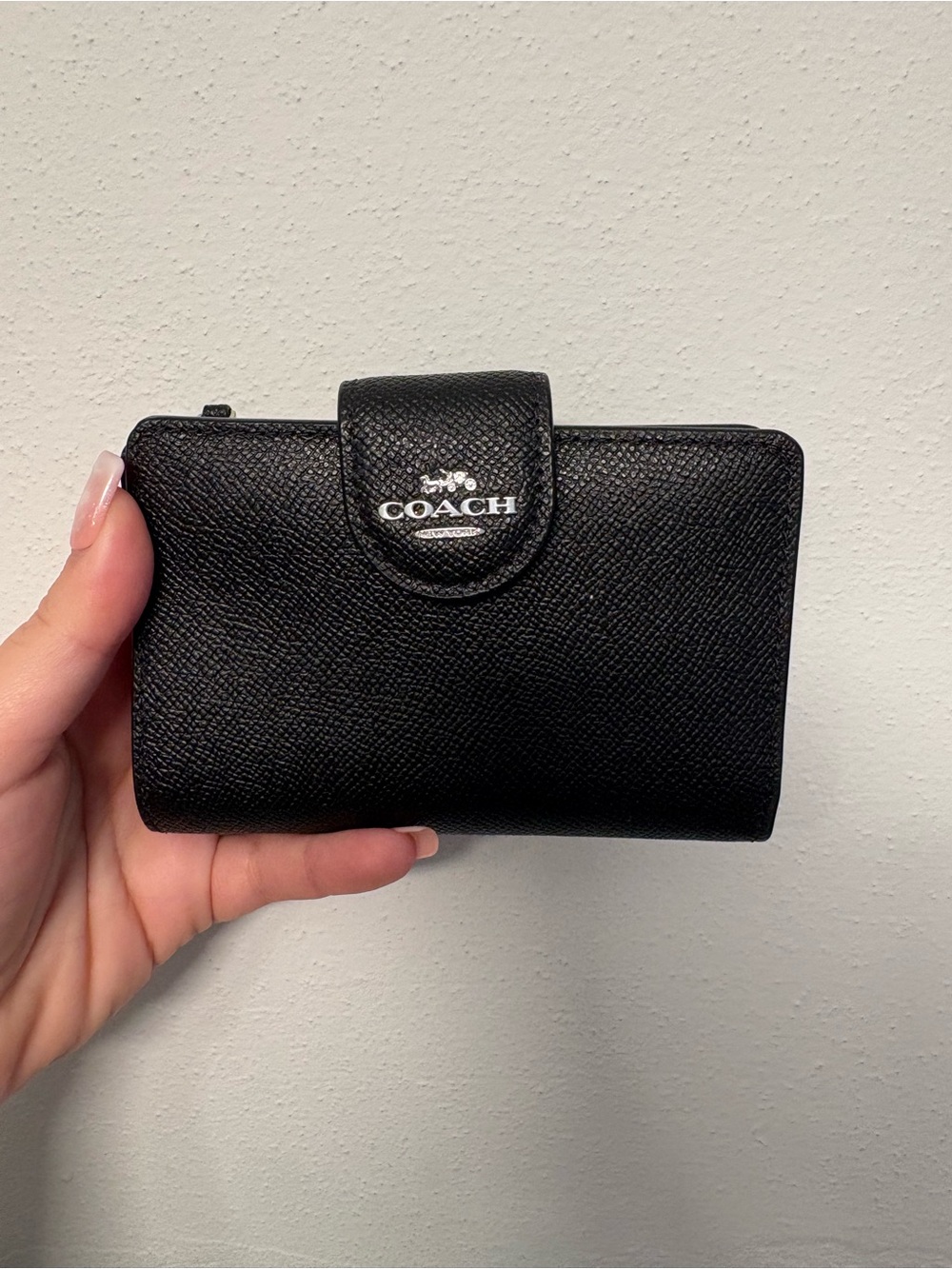 Coach Black Textured Leather Wallet✨